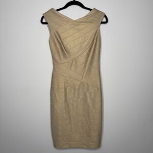 Kay Unger Elegant Gold Sleeveless Dress